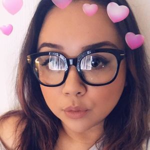 Meet your Posher, Yurely